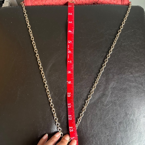 Aldo Laser Cut Coral and Gold Shoulder Bag - Picture 8 of 13